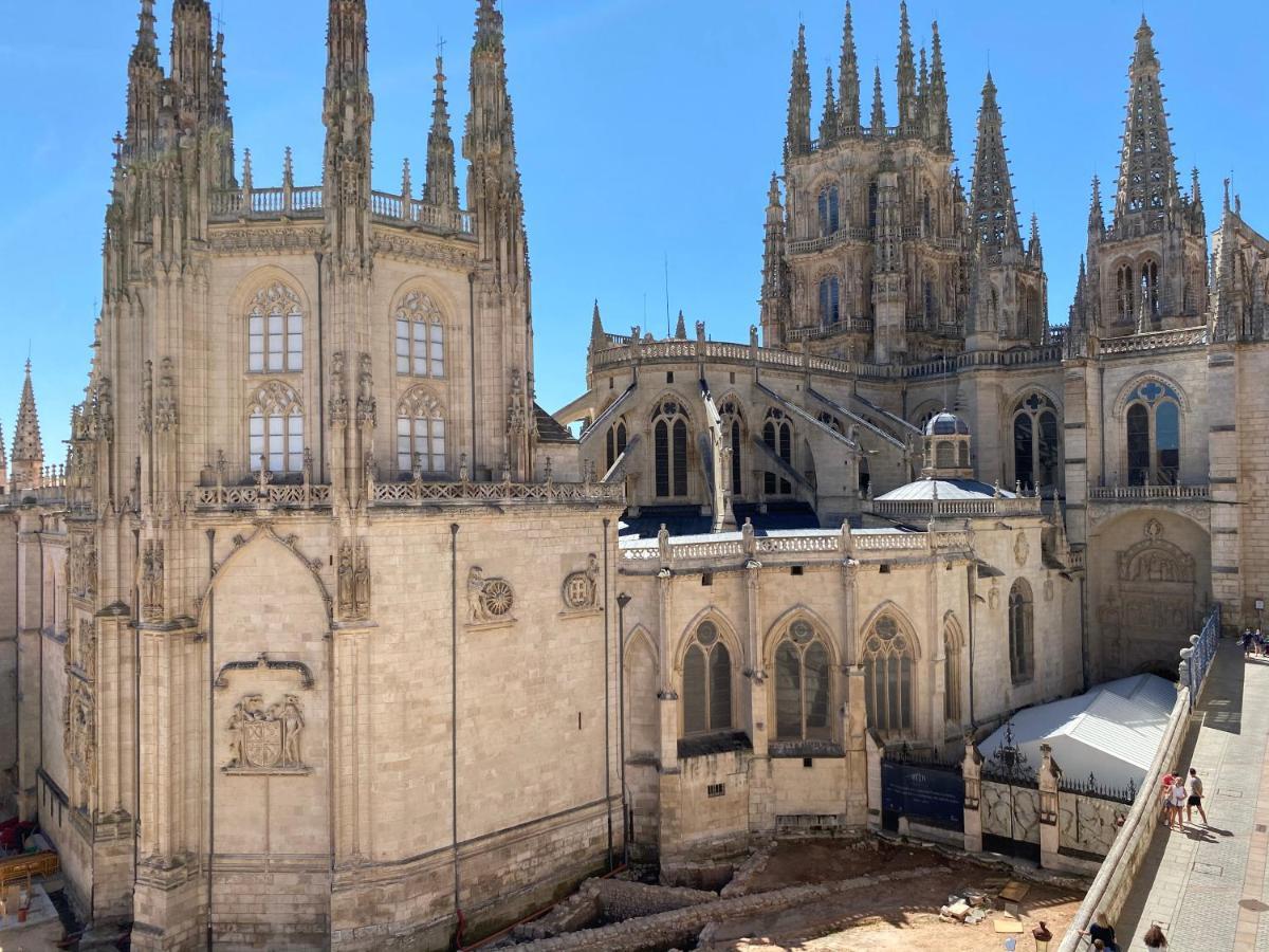 Contemplando La Catedral By Exclusive Burgos Apartments エクステリア 写真